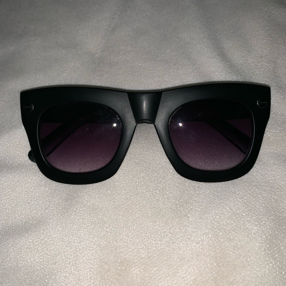 Matte Sunnies